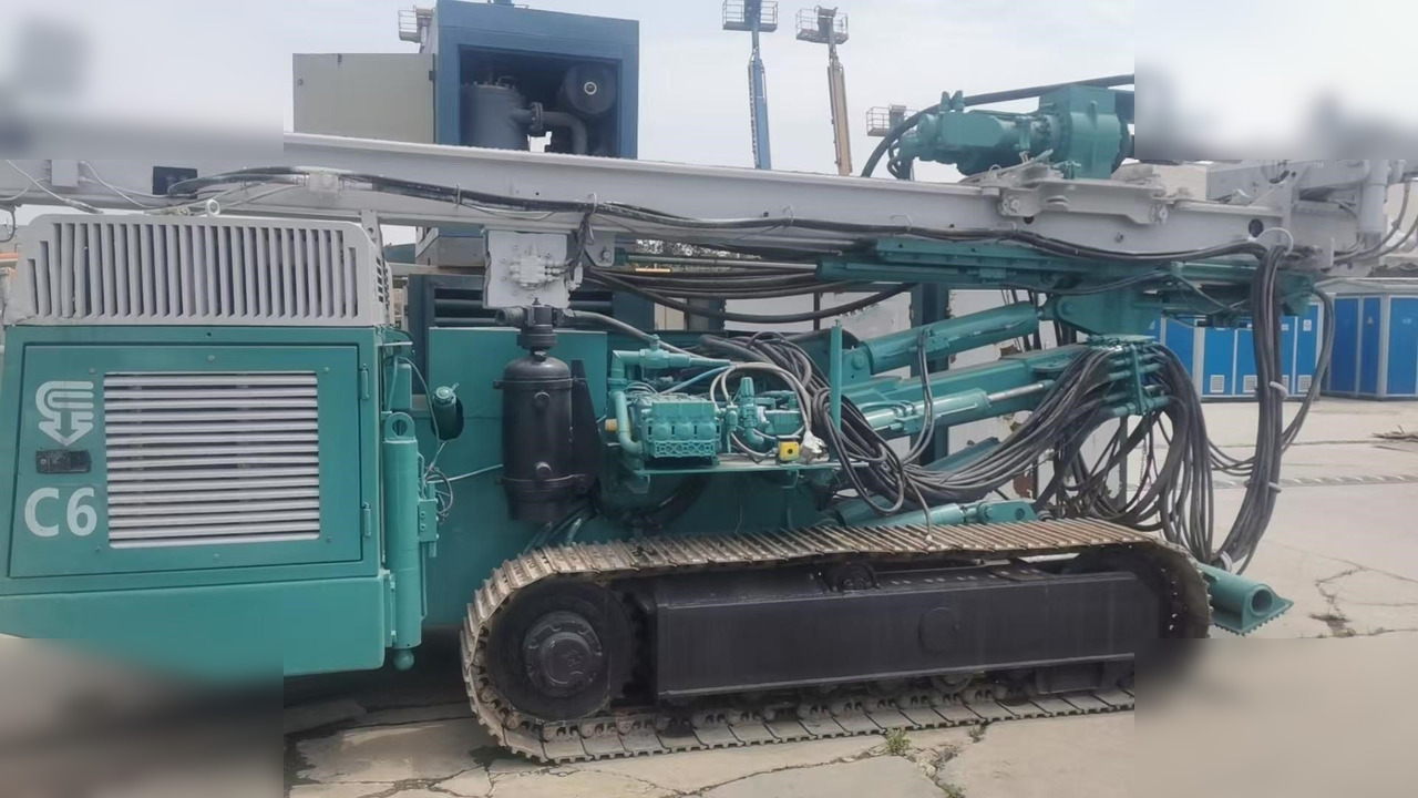 2007 CASAGRANDE C6 - Fúrógép: 4 kép. 2007 CASAGRANDE C6 - Fúrógép: 4 kép.