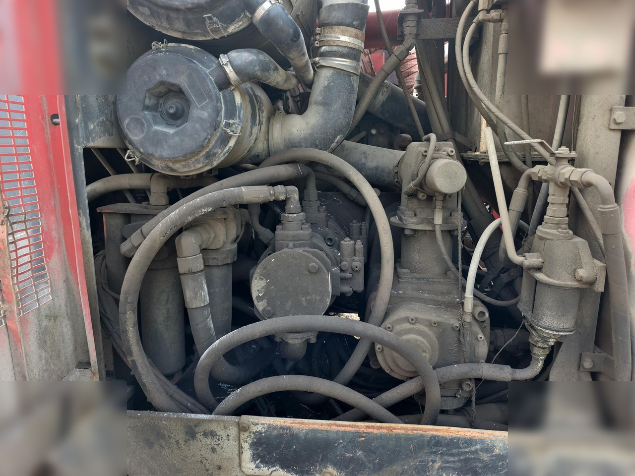 2010 SANDVIK DP1100I - Fúrógép: 5 kép. 2010 SANDVIK DP1100I - Fúrógép: 5 kép.