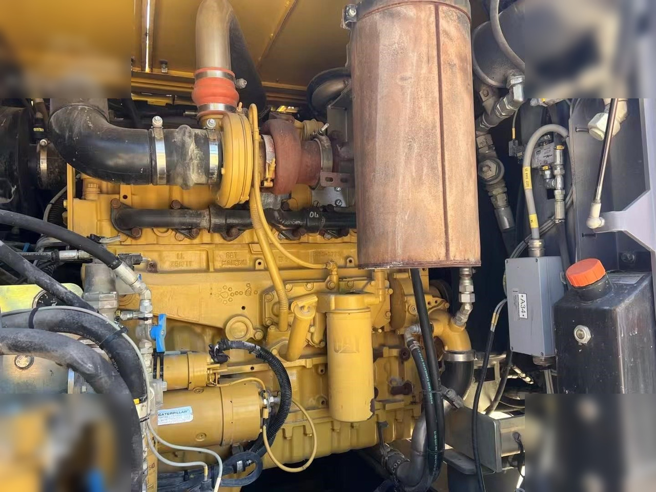 2012 ATLAS COPCO FLEXIROC T35-11 - Fúrógép: 3 kép. 2012 ATLAS COPCO FLEXIROC T35-11 - Fúrógép: 3 kép.