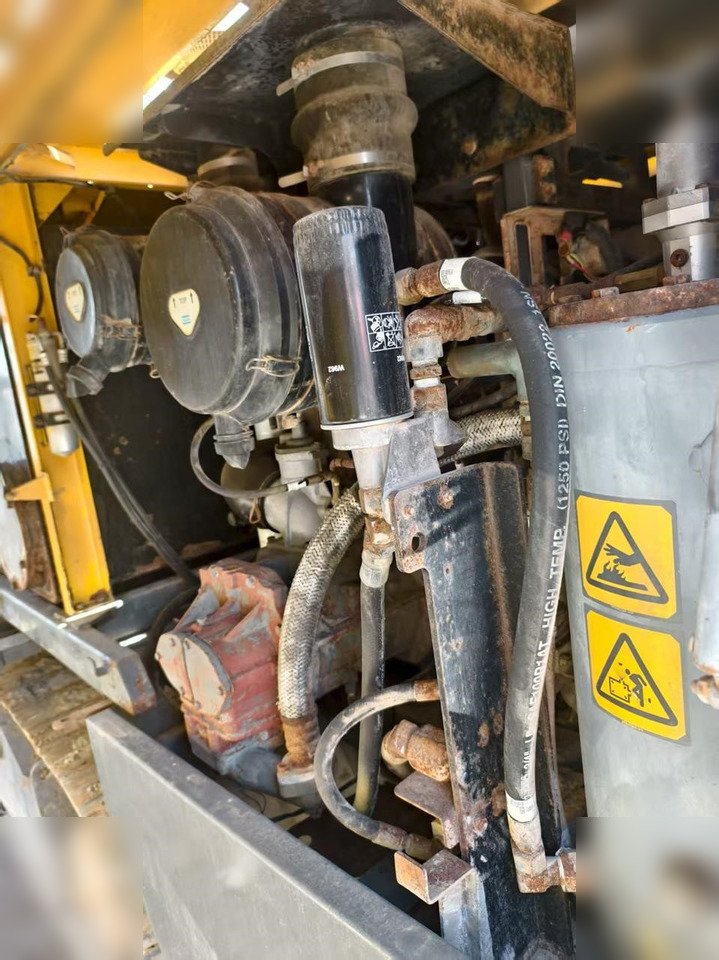 2012 ATLAS COPCO T35 - Fúrógép: 4 kép. 2012 ATLAS COPCO T35 - Fúrógép: 4 kép.