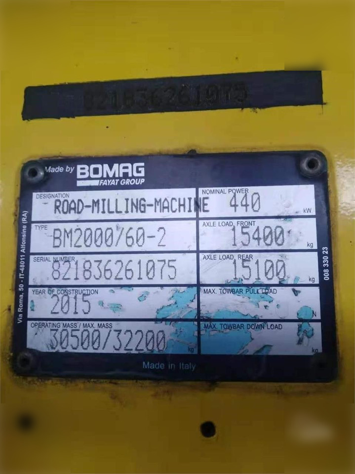 2015 BOMAG BM2000/60-2 - Aszfaltmaró: 5 kép. 2015 BOMAG BM2000/60-2 - Aszfaltmaró: 5 kép.