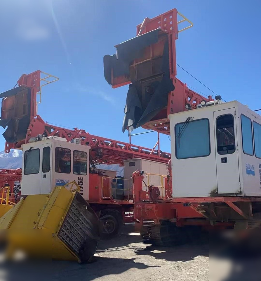 2016 SANDVIK 1175E - Fúrógép: 4 kép. 2016 SANDVIK 1175E - Fúrógép: 4 kép.