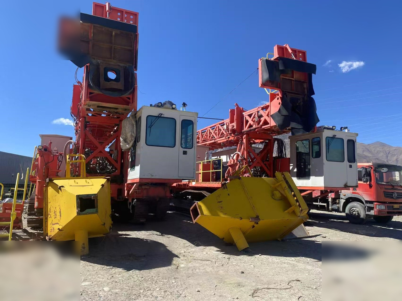 2016 SANDVIK 1175E - Fúrógép: 3 kép. 2016 SANDVIK 1175E - Fúrógép: 3 kép.