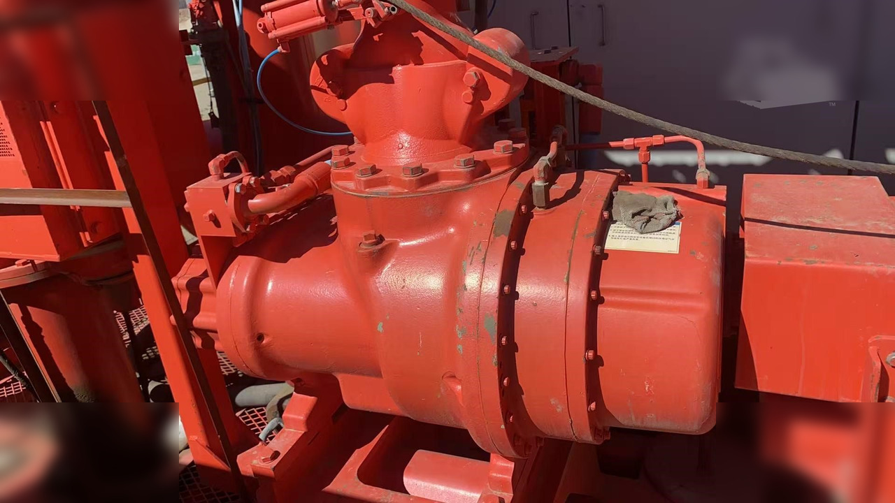 2016 SANDVIK D75KS - Fúrógép: 3 kép. 2016 SANDVIK D75KS - Fúrógép: 3 kép.