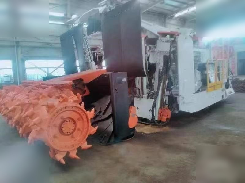 2018 SANDVIK MB670-1 - Bányászati gépek: 1 kép. 2018 SANDVIK MB670-1 - Bányászati gépek: 1 kép.