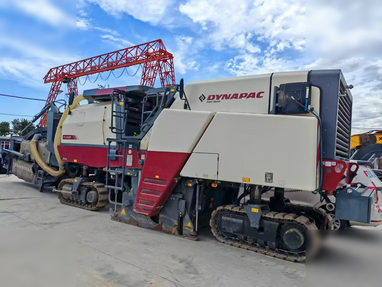 2020 DYNAPAC PL2000F - Aszfaltmaró: 1 kép. 2020 DYNAPAC PL2000F - Aszfaltmaró: 1 kép.