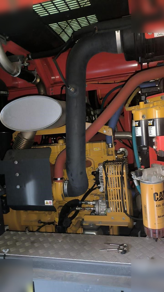 2022 SANDVIK DX800 - Fúrógép: 5 kép. 2022 SANDVIK DX800 - Fúrógép: 5 kép.