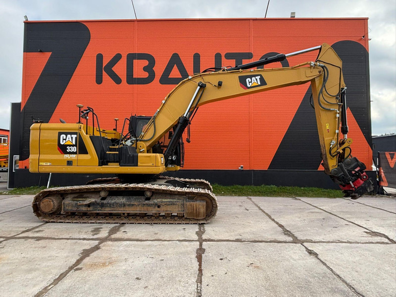 Caterpillar 330 3D / ROTOTILT / AC / CENTRAL LUBRICATION - Lánctalpas kotró: 5 kép. Caterpillar 330 3D / ROTOTILT / AC / CENTRAL LUBRICATION - Lánctalpas kotró: 5 kép.