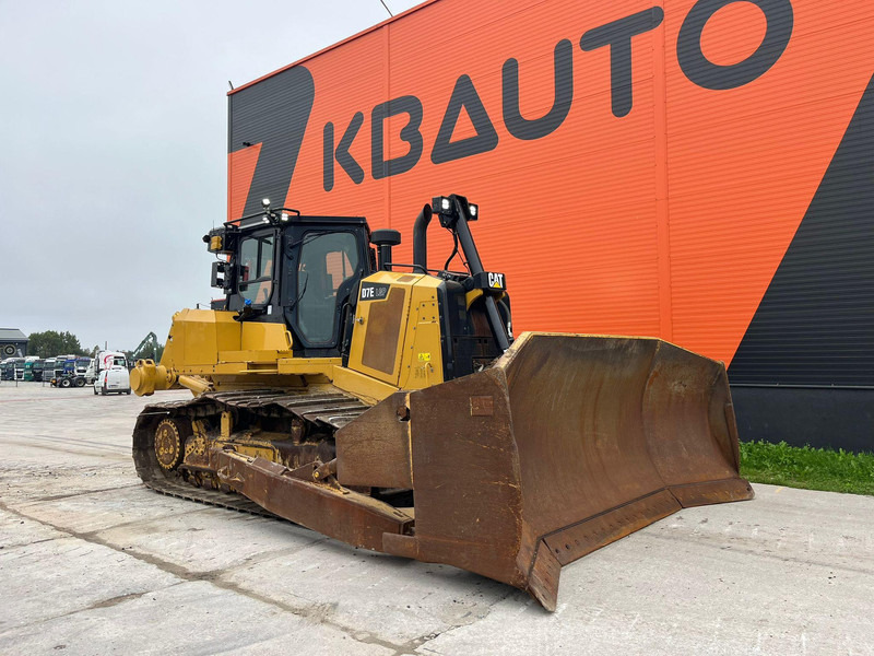 Caterpillar D7E LGP RIPPER / AC - Buldózer: 4 kép. Caterpillar D7E LGP RIPPER / AC - Buldózer: 4 kép.