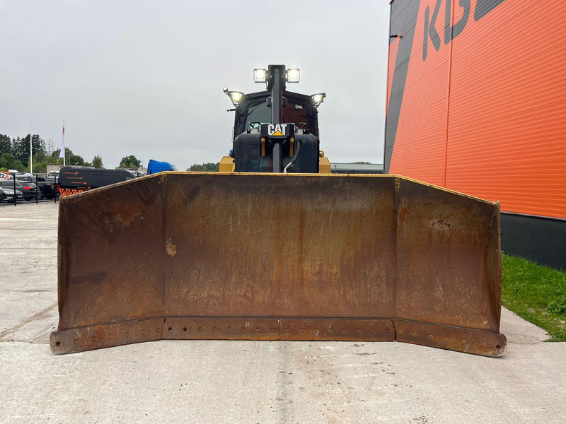Caterpillar D7E LGP RIPPER / AC - Buldózer: 3 kép. Caterpillar D7E LGP RIPPER / AC - Buldózer: 3 kép.