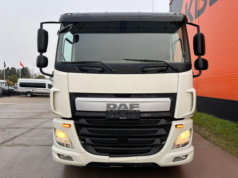 DAF CF 440 6x2 BOX L=5620 mm - Billenőplatós teherautó: 3 kép. DAF CF 440 6x2 BOX L=5620 mm - Billenőplatós teherautó: 3 kép.