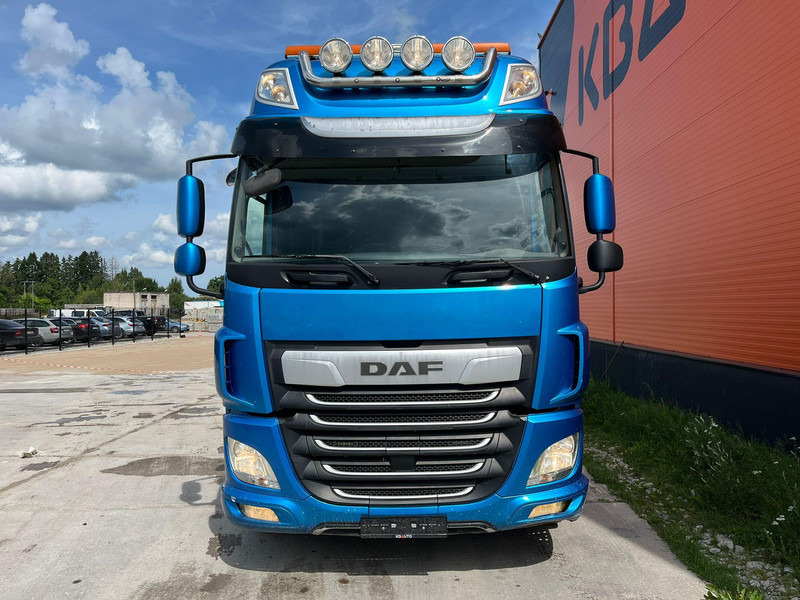 DAF CF 530 8x2 JOAB L24 ton L=5750 MM - Horgos rakodó teherautó: 2 kép. DAF CF 530 8x2 JOAB L24 ton L=5750 MM - Horgos rakodó teherautó: 2 kép.