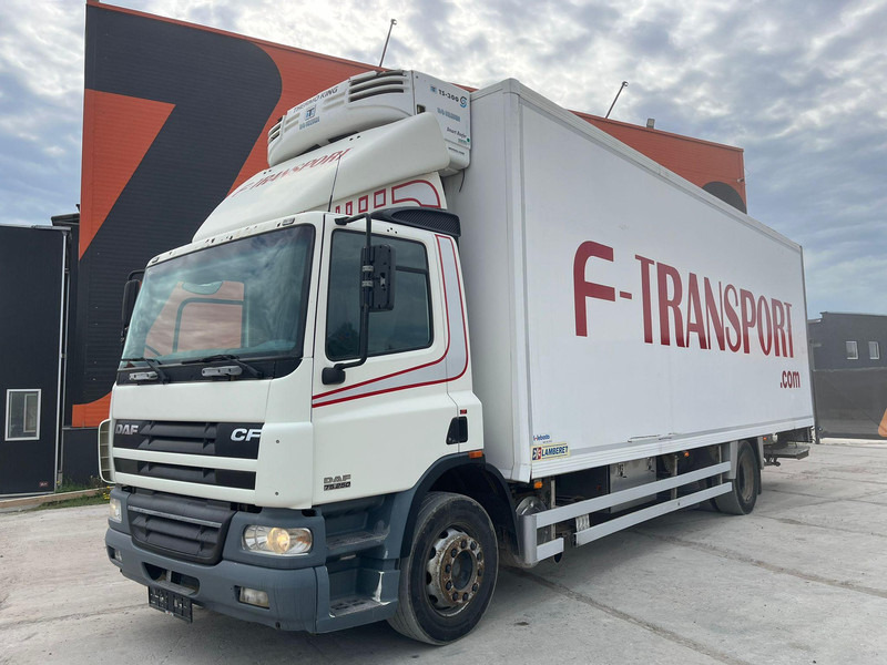 DAF CF 75.250 4x2 TS-300 / BOX L=8459 mm - Hűtős teherautó: 2 kép. DAF CF 75.250 4x2 TS-300 / BOX L=8459 mm - Hűtős teherautó: 2 kép.