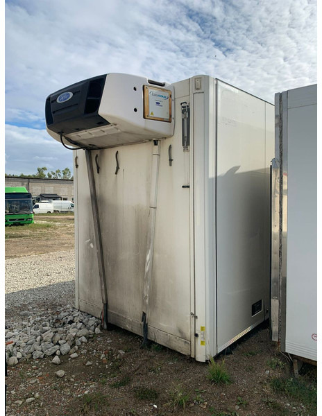 Ekeri COOLER BOX FOR MERCEDES TRUCK 7100mm / SUPRA 850 NORDIC - Hűtős felépítmény: 3 kép. Ekeri COOLER BOX FOR MERCEDES TRUCK 7100mm / SUPRA 850 NORDIC - Hűtős felépítmény: 3 kép.