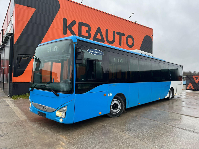 Iveco Crossway LE 4x2 AC / AUXILIARY HEATING / WHEELCHAIR RAMP - Városi busz: 3 kép. Iveco Crossway LE 4x2 AC / AUXILIARY HEATING / WHEELCHAIR RAMP - Városi busz: 3 kép.
