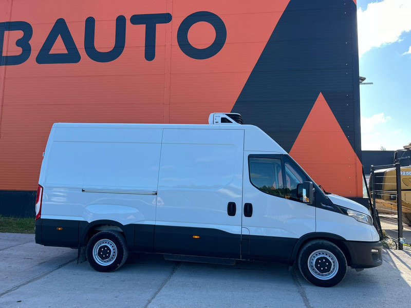Iveco Daily 35S14N XARIOS 350 / BOX L=3387 mm - Hűtős kisteherautó: 4 kép. Iveco Daily 35S14N XARIOS 350 / BOX L=3387 mm - Hűtős kisteherautó: 4 kép.