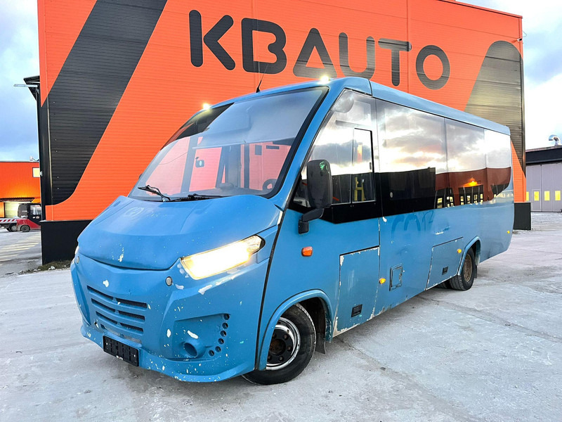 Iveco Kapena Thesi 7 PCS AVAILABLE /EURO 6 / 27 SEATS+5 STANDING / AC / AUXILIARY HEATING - Minibusz, Kisbusz: 3 kép. Iveco Kapena Thesi 7 PCS AVAILABLE /EURO 6 / 27 SEATS+5 STANDING / AC / AUXILIARY HEATING - Minibusz, Kisbusz: 3 kép.