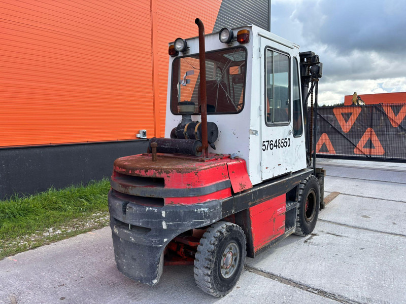 Kalmar DB 4-500 - Dízel targonca: 5 kép. Kalmar DB 4-500 - Dízel targonca: 5 kép.