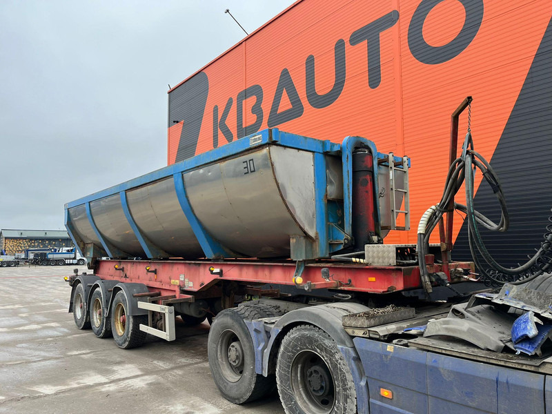 Kilafors TRB3CTB-3 BOX L=8376 mm - Félpótkocsi billenőplatós: 3 kép. Kilafors TRB3CTB-3 BOX L=8376 mm - Félpótkocsi billenőplatós: 3 kép.