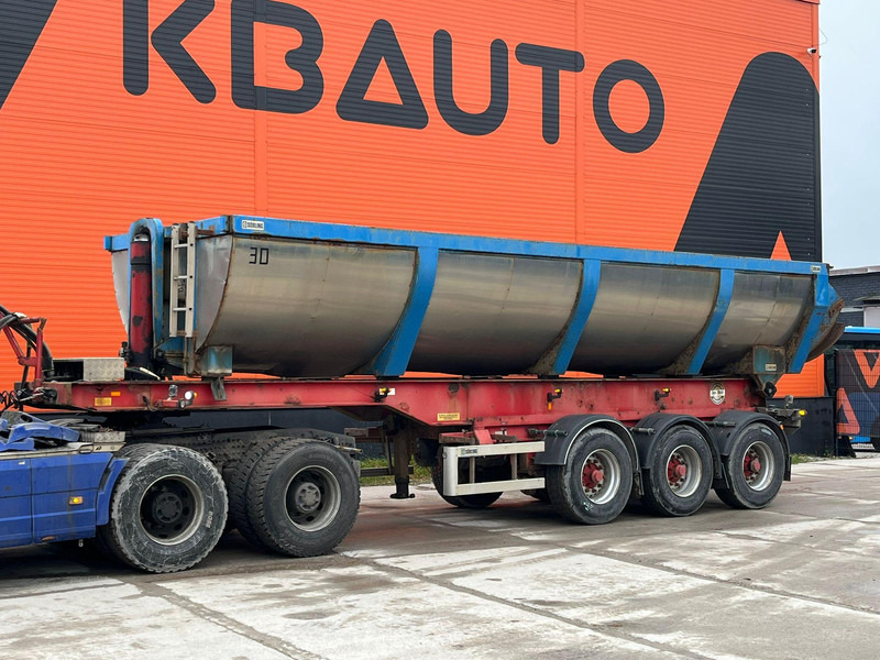 Kilafors TRB3CTB-3 BOX L=8376 mm - Félpótkocsi billenőplatós: 1 kép. Kilafors TRB3CTB-3 BOX L=8376 mm - Félpótkocsi billenőplatós: 1 kép.