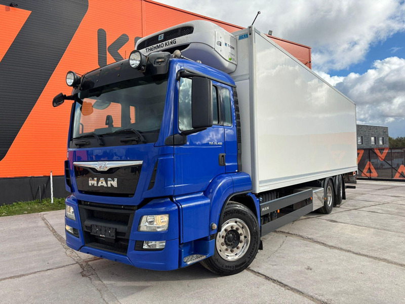 MAN TGS 26.480 6x2*4 THERMOKING T-1200R / BOX L=9323 mm - Hűtős teherautó: 2 kép. MAN TGS 26.480 6x2*4 THERMOKING T-1200R / BOX L=9323 mm - Hűtős teherautó: 2 kép.