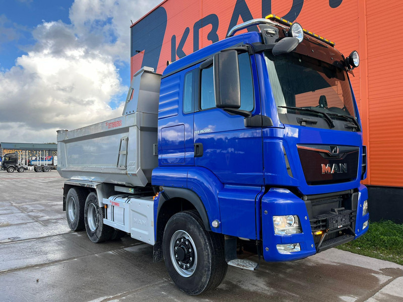 MAN TGS 26.500 6x6 HYDRODRIVE / BOX L=4545 mm - Billenőplatós teherautó: 4 kép. MAN TGS 26.500 6x6 HYDRODRIVE / BOX L=4545 mm - Billenőplatós teherautó: 4 kép.