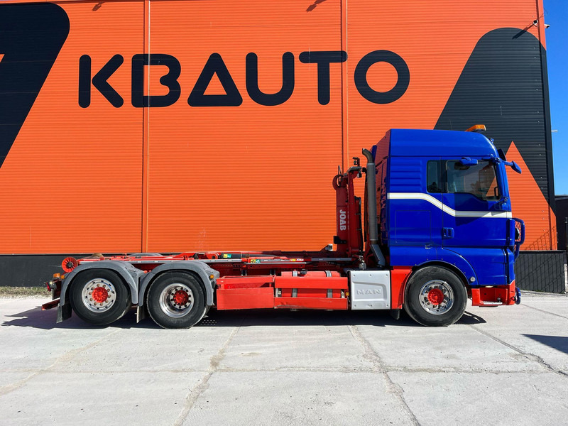 MAN TGX 26.480 6x2*4 JOAB L 20 ton / L=5200 mm / H=1570 mm - Horgos rakodó teherautó: 5 kép. MAN TGX 26.480 6x2*4 JOAB L 20 ton / L=5200 mm / H=1570 mm - Horgos rakodó teherautó: 5 kép.