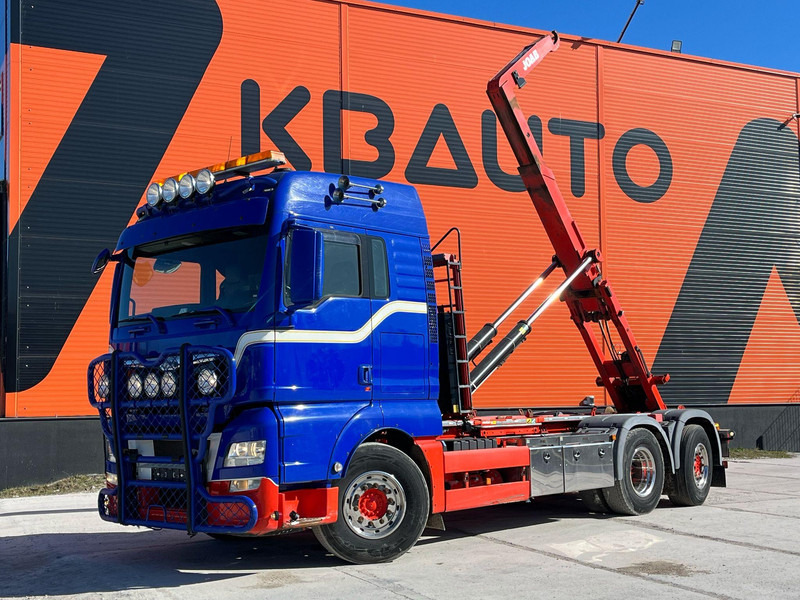 MAN TGX 26.480 6x2*4 JOAB L 20 ton / L=5200 mm / H=1570 mm - Horgos rakodó teherautó: 2 kép. MAN TGX 26.480 6x2*4 JOAB L 20 ton / L=5200 mm / H=1570 mm - Horgos rakodó teherautó: 2 kép.