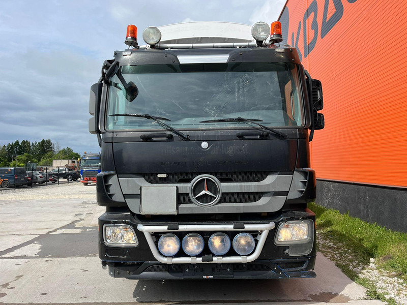 Mercedes-Benz Actros 2536 6x2*4 FOR SALE AS CHASSIS - Alvaz teherautó: 2 kép. Mercedes-Benz Actros 2536 6x2*4 FOR SALE AS CHASSIS - Alvaz teherautó: 2 kép.