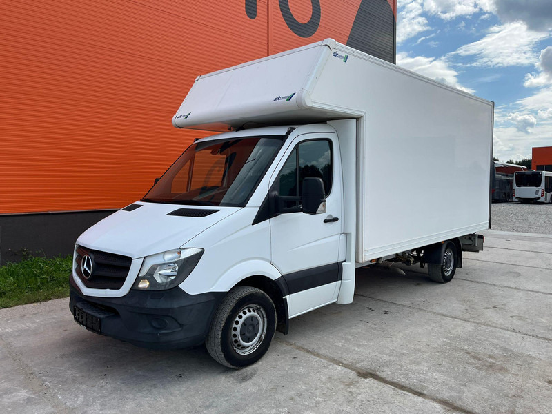 Mercedes-Benz Sprinter 316 CDI LIFT / WEBASTO / AC - Dobozos kisteherautó: 2 kép. Mercedes-Benz Sprinter 316 CDI LIFT / WEBASTO / AC - Dobozos kisteherautó: 2 kép.