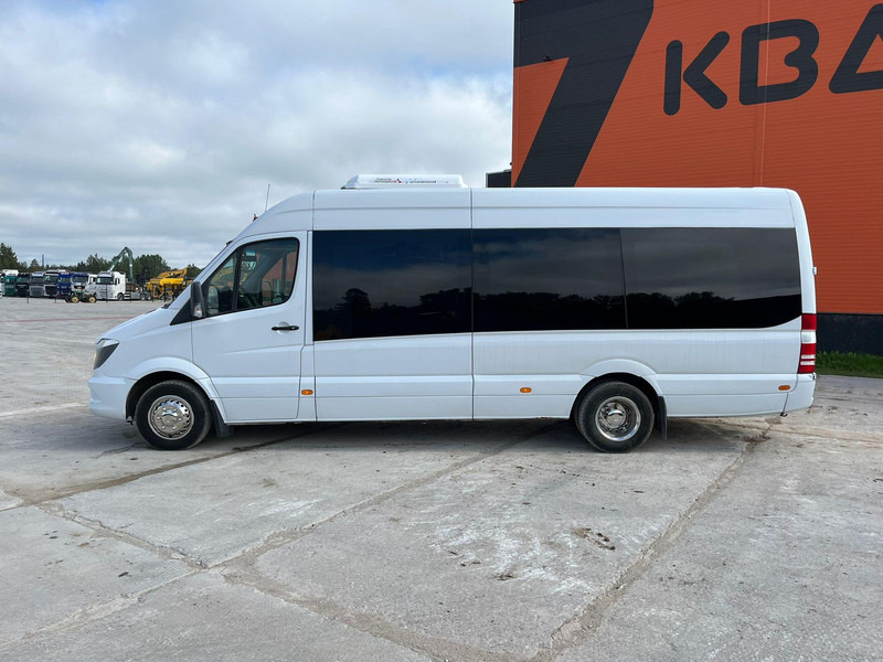 Mercedes-Benz Sprinter 516 CDI 19+1+1 SEATS / AC - Minibusz, Kisbusz: 4 kép. Mercedes-Benz Sprinter 516 CDI 19+1+1 SEATS / AC - Minibusz, Kisbusz: 4 kép.