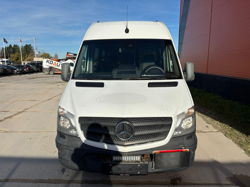 Mercedes-Benz Sprinter 516 CDI 19 + 1 SEATS - Minibusz, Kisbusz: 2 kép. Mercedes-Benz Sprinter 516 CDI 19 + 1 SEATS - Minibusz, Kisbusz: 2 kép.