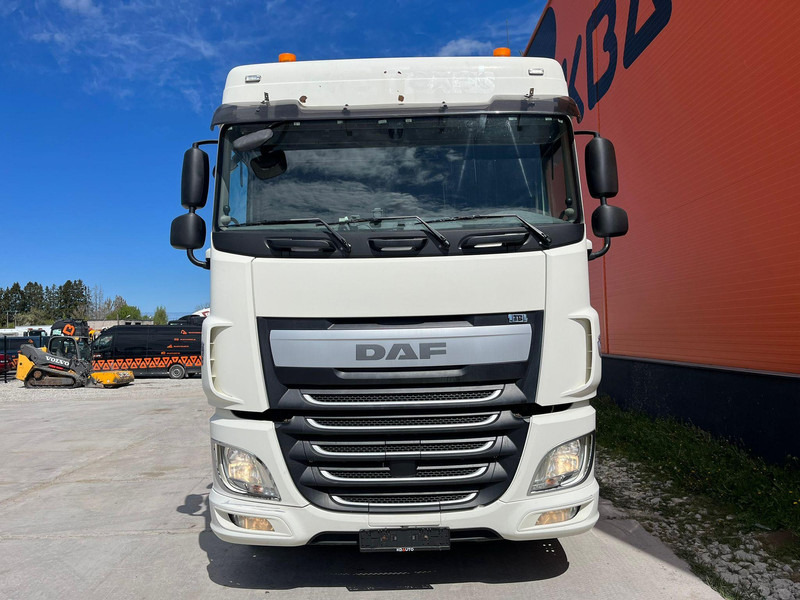 DAF XF 440 FTP 6x2 - Nyergesvontató: 3 kép. DAF XF 440 FTP 6x2 - Nyergesvontató: 3 kép.
