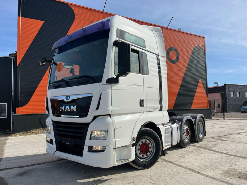 MAN TGX 26.500 6x2 XXL CAB / INTARDER - Nyergesvontató: 2 kép. MAN TGX 26.500 6x2 XXL CAB / INTARDER - Nyergesvontató: 2 kép.