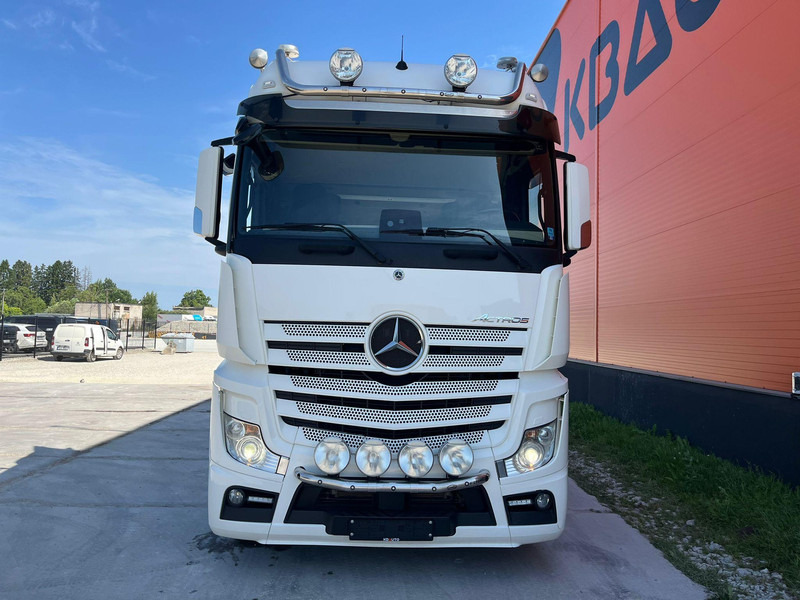 Mercedes-Benz Actros 2858 6x4 BIG SPACE / RETARDER / PTO / ADR - Nyergesvontató: 3 kép. Mercedes-Benz Actros 2858 6x4 BIG SPACE / RETARDER / PTO / ADR - Nyergesvontató: 3 kép.