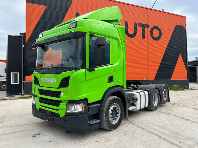 Scania P 450 6x2 RETARDER - Nyergesvontató: 2 kép. Scania P 450 6x2 RETARDER - Nyergesvontató: 2 kép.