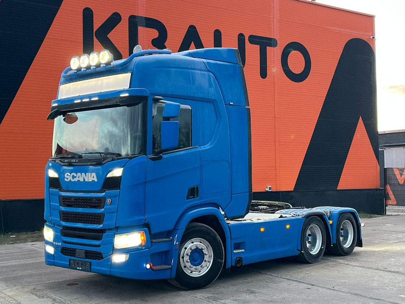 Scania R 540 6x4 RETARDER - Nyergesvontató: 1 kép. Scania R 540 6x4 RETARDER - Nyergesvontató: 1 kép.