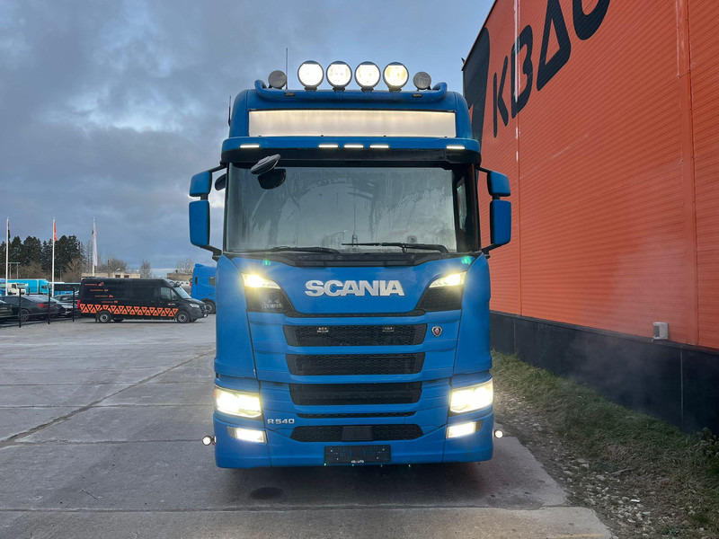 Scania R 540 6x4 RETARDER - Nyergesvontató: 3 kép. Scania R 540 6x4 RETARDER - Nyergesvontató: 3 kép.