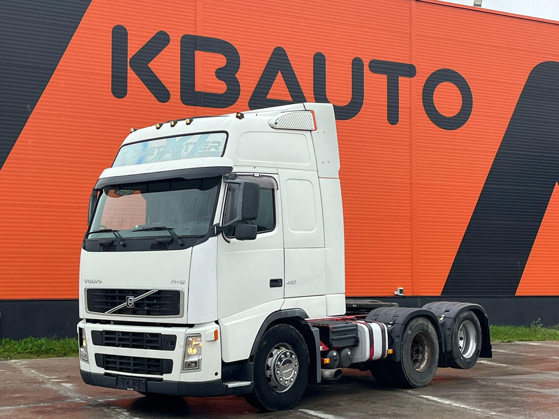 Volvo FH 12 460 6x2 GLOBE XL / DOUBLE BOGIE - Nyergesvontató: 1 kép. Volvo FH 12 460 6x2 GLOBE XL / DOUBLE BOGIE - Nyergesvontató: 1 kép.
