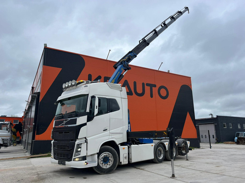 Volvo FH 16 750 6x4 COMBI / PK34002 / JOAB L 24 ton / L=4950 mm - Nyergesvontató: 2 kép. Volvo FH 16 750 6x4 COMBI / PK34002 / JOAB L 24 ton / L=4950 mm - Nyergesvontató: 2 kép.