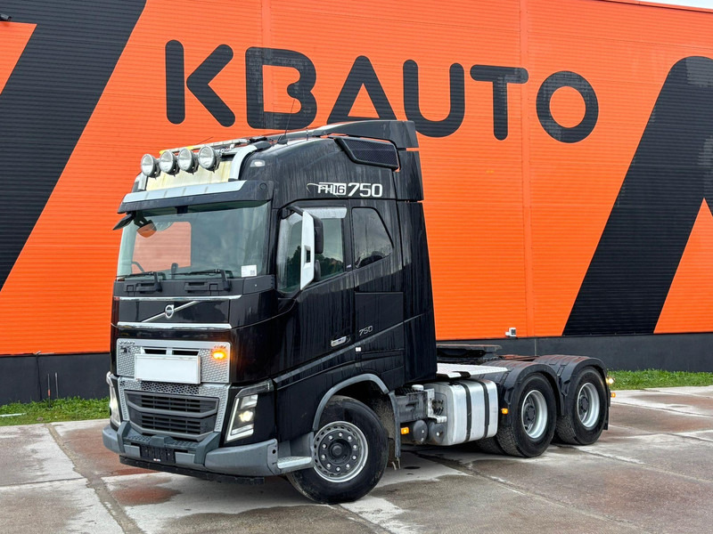 Volvo FH 16 750 6x4 GCW 90 ton / RETARDER - Nyergesvontató: 1 kép. Volvo FH 16 750 6x4 GCW 90 ton / RETARDER - Nyergesvontató: 1 kép.