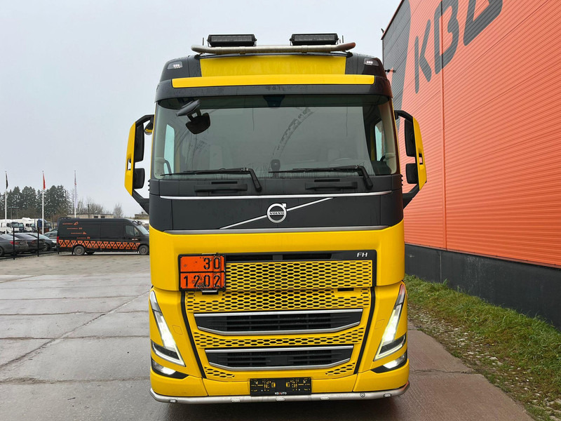 Volvo FH 460 6x2/2 HYDRAULICS - Nyergesvontató: 3 kép. Volvo FH 460 6x2/2 HYDRAULICS - Nyergesvontató: 3 kép.