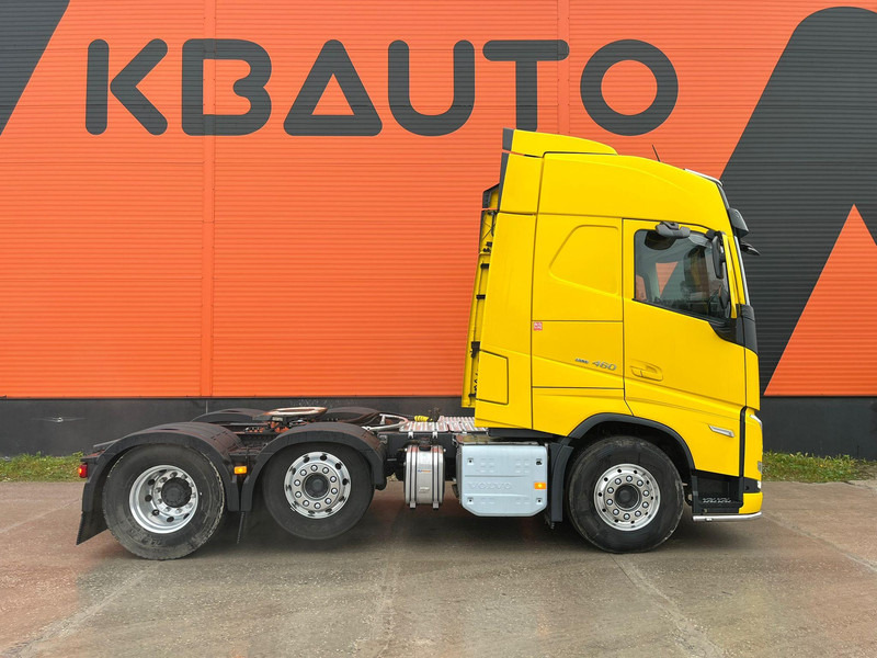 Volvo FH 460 6x2/2 HYDRAULICS - Nyergesvontató: 5 kép. Volvo FH 460 6x2/2 HYDRAULICS - Nyergesvontató: 5 kép.