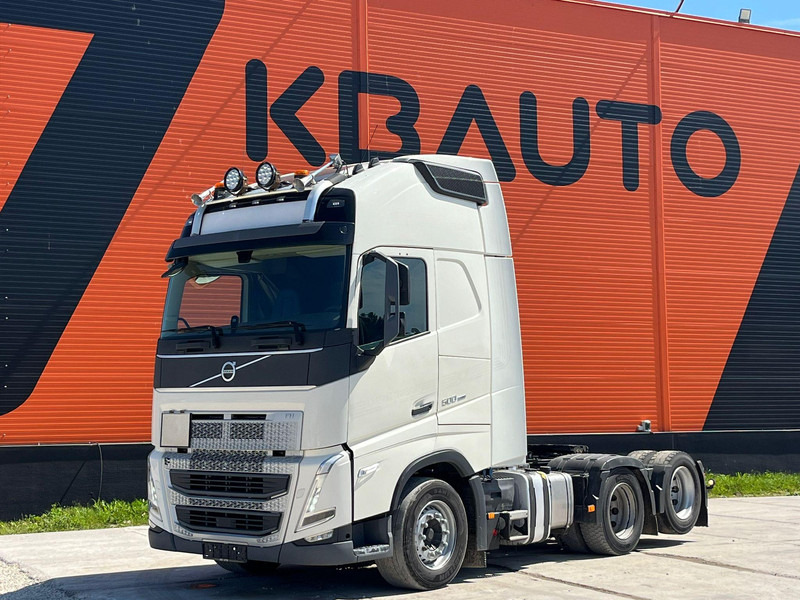 Volvo FH 500 6x2 GLOBE XL / HYDRAULICS / RETARDER / DOUBLE BOGIE - Nyergesvontató: 1 kép. Volvo FH 500 6x2 GLOBE XL / HYDRAULICS / RETARDER / DOUBLE BOGIE - Nyergesvontató: 1 kép.