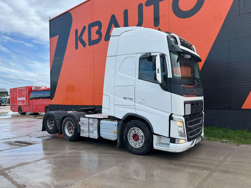 Volvo FH 540 6x2 ADR / GLOBE XL / HYDRAULICS / RETARDER / DOUBLE BOGIE - Nyergesvontató: 3 kép. Volvo FH 540 6x2 ADR / GLOBE XL / HYDRAULICS / RETARDER / DOUBLE BOGIE - Nyergesvontató: 3 kép.