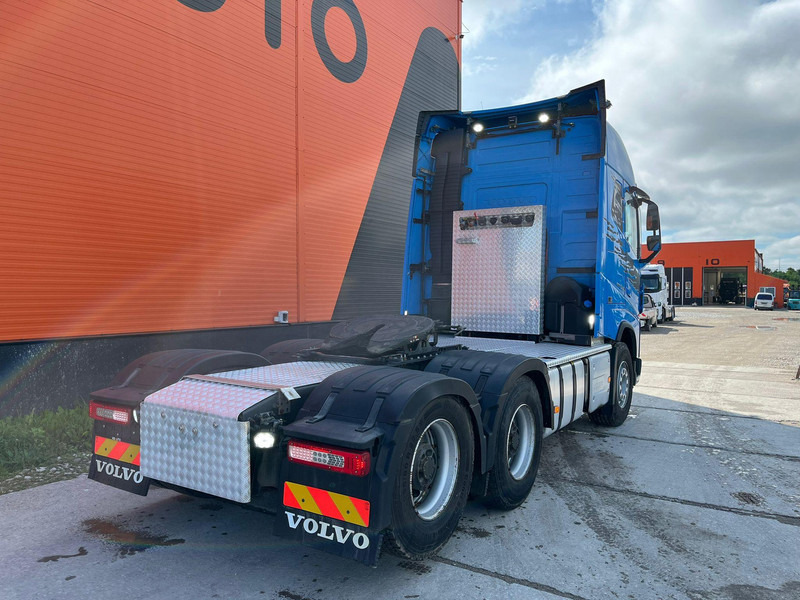 Volvo FH 540 6x4 GCW 80 ton / HYDRAULICS / RETARDER / BIG AXLES / TANDEM AXLE LIFT - Nyergesvontató: 5 kép. Volvo FH 540 6x4 GCW 80 ton / HYDRAULICS / RETARDER / BIG AXLES / TANDEM AXLE LIFT - Nyergesvontató: 5 kép.