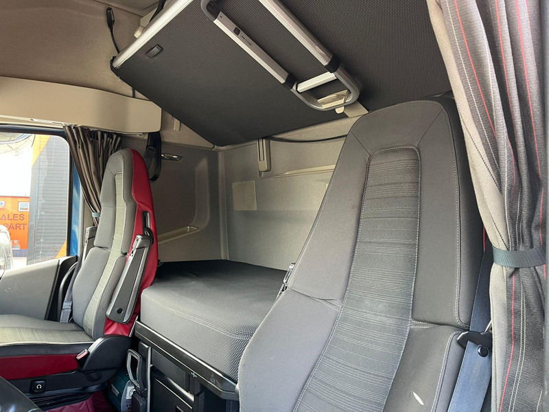 Volvo FH 540 8x4 PK 110002 + JIB + WINCH / COMBI / PLATFORM L=3662 mm lízing Volvo FH 540 8x4 PK 110002 + JIB + WINCH / COMBI / PLATFORM L=3662 mm: 19 kép. Volvo FH 540 8x4 PK 110002 + JIB + WINCH / COMBI / PLATFORM L=3662 mm lízing Volvo FH 540 8x4 PK 110002 + JIB + WINCH / COMBI / PLATFORM L=3662 mm: 19 kép.