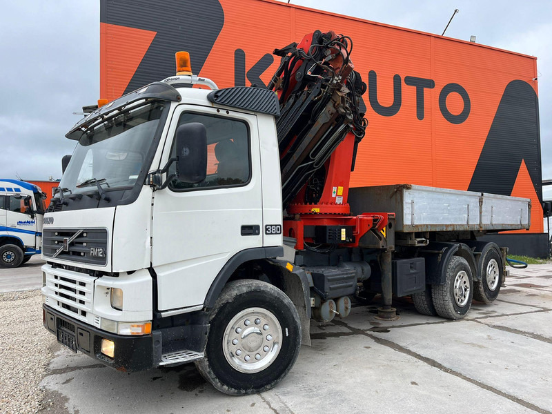Volvo FM 12 380 6x2 COMBI - CRANE TIPPER + TRACTOR / PK36002 / BOX L=5206 mm - Nyergesvontató: 2 kép. Volvo FM 12 380 6x2 COMBI - CRANE TIPPER + TRACTOR / PK36002 / BOX L=5206 mm - Nyergesvontató: 2 kép.