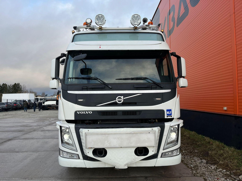 Volvo FM 500 8x2*6 COMBI / EXTENDABLE PLATFORM + TRACTOR / PK65002 + JIB + WINCH / PLATFORM L=6498 mm - Nyergesvontató: 3 kép. Volvo FM 500 8x2*6 COMBI / EXTENDABLE PLATFORM + TRACTOR / PK65002 + JIB + WINCH / PLATFORM L=6498 mm - Nyergesvontató: 3 kép.