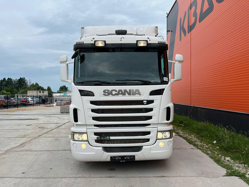 Scania G 440 6x2*4 EURO 6 ! / RETARDER / BOX L=8427 mm - Hűtős teherautó: 2 kép. Scania G 440 6x2*4 EURO 6 ! / RETARDER / BOX L=8427 mm - Hűtős teherautó: 2 kép.